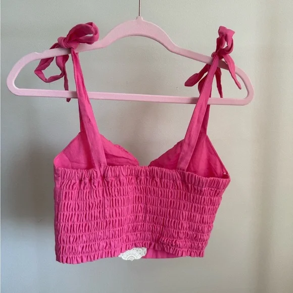 Altar’D State NWT Pink Sleeveless Crop Top - Picture 3 of 6